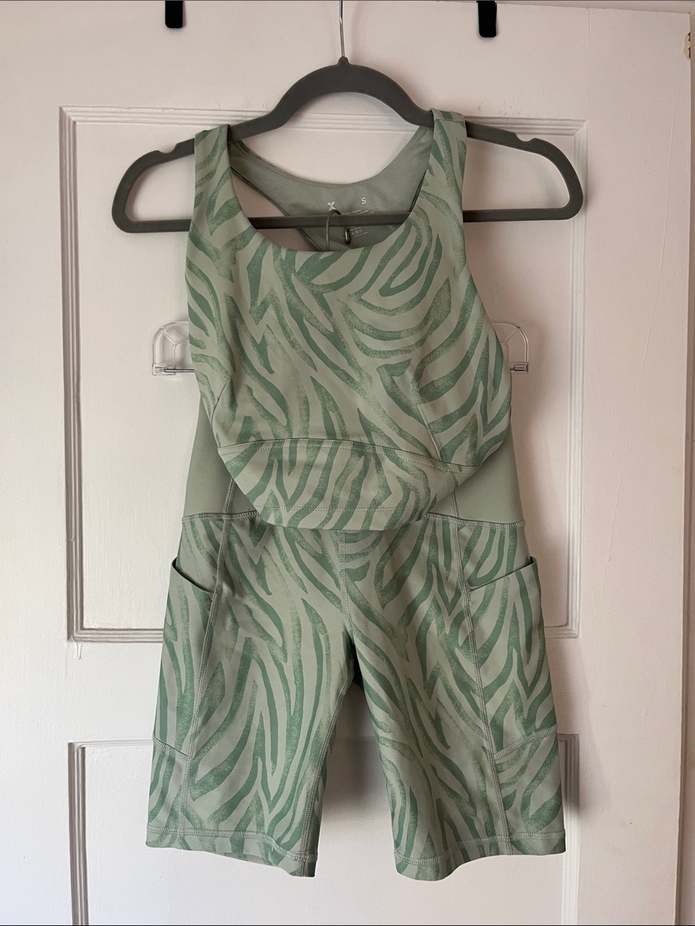 Two piece athletic set